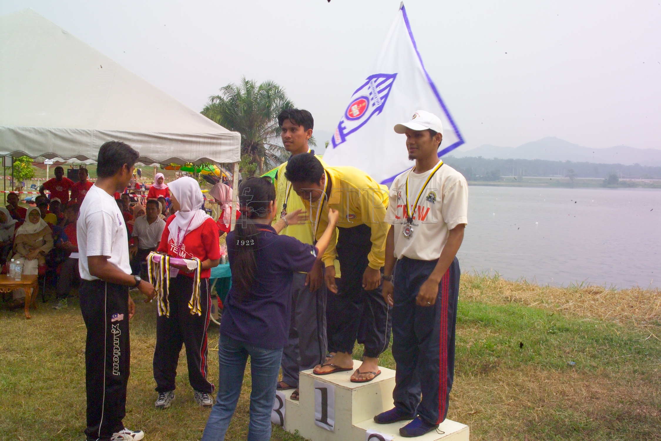 PTPM 05 13 kayak D8XZ8785